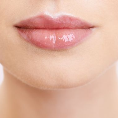Lip rejuvenation treatment with DermaPen after facial treatment