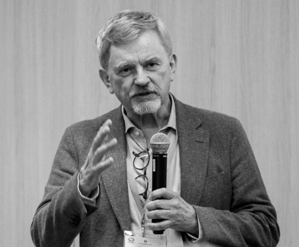 In memoriam Professor Eberhard Rabe